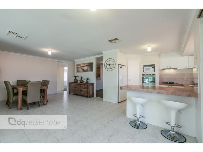 17 Sherlock Rise, Carramar WA 6031