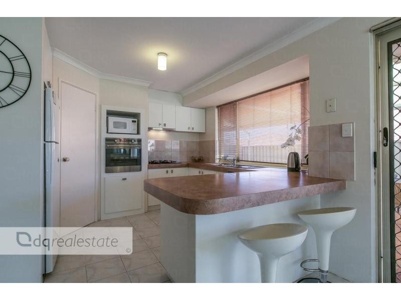 17 Sherlock Rise, Carramar WA 6031