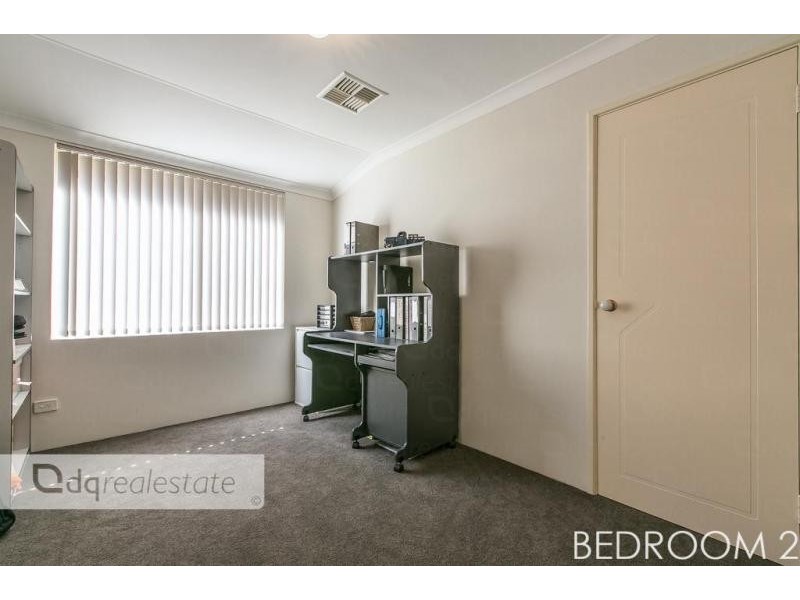17 Sherlock Rise, Carramar WA 6031
