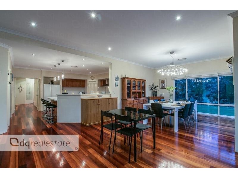 2 Craighall Turn, Madeley WA 6065