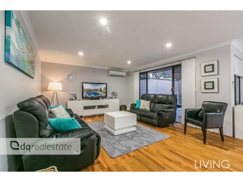 35 Limerick Crecsent, Darch WA 6065