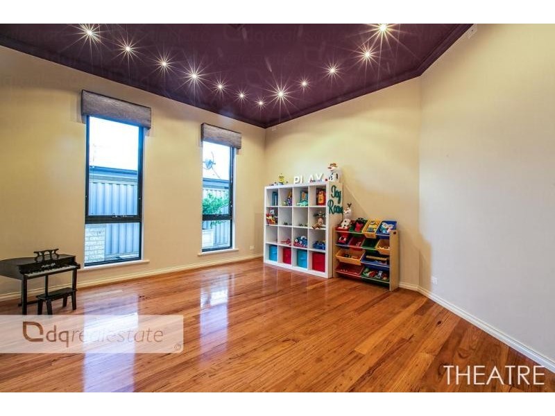 95 Belvoir Parkway, Darch WA 6065