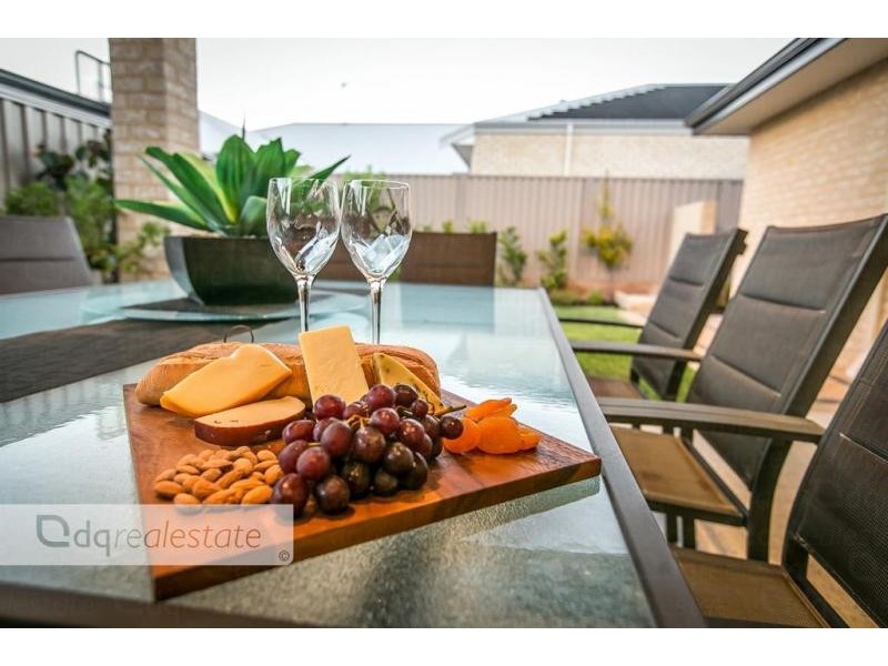 95 Belvoir Parkway, Darch WA 6065