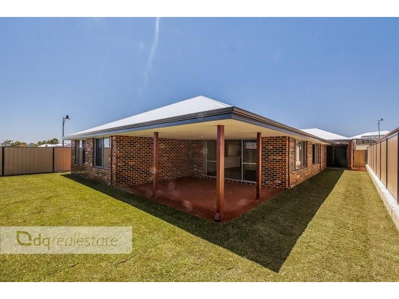 9 Prion Pass, Tapping WA 6065