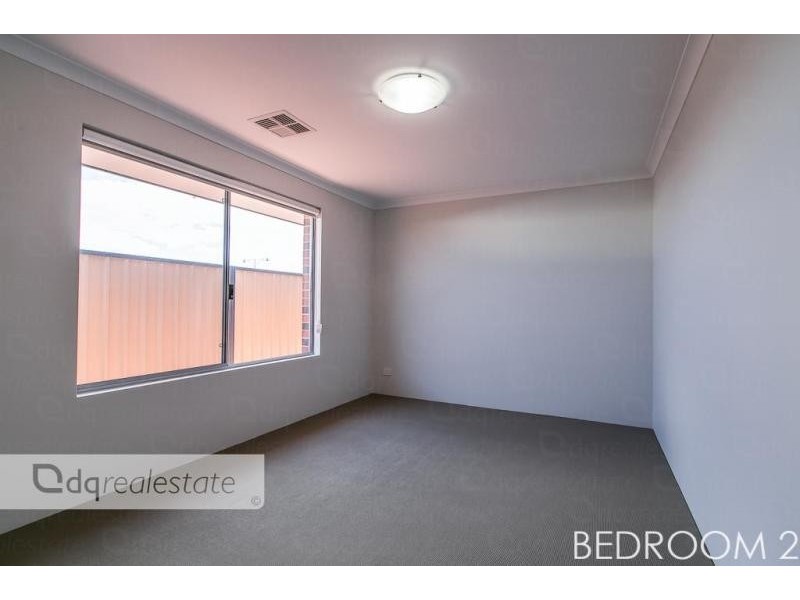 9 Prion Pass, Tapping WA 6065