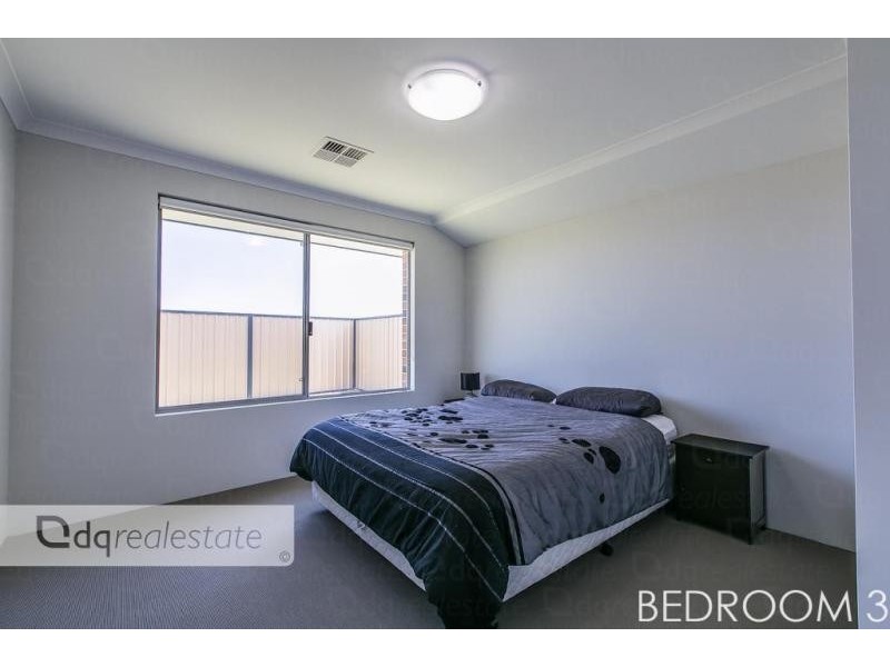 9 Prion Pass, Tapping WA 6065