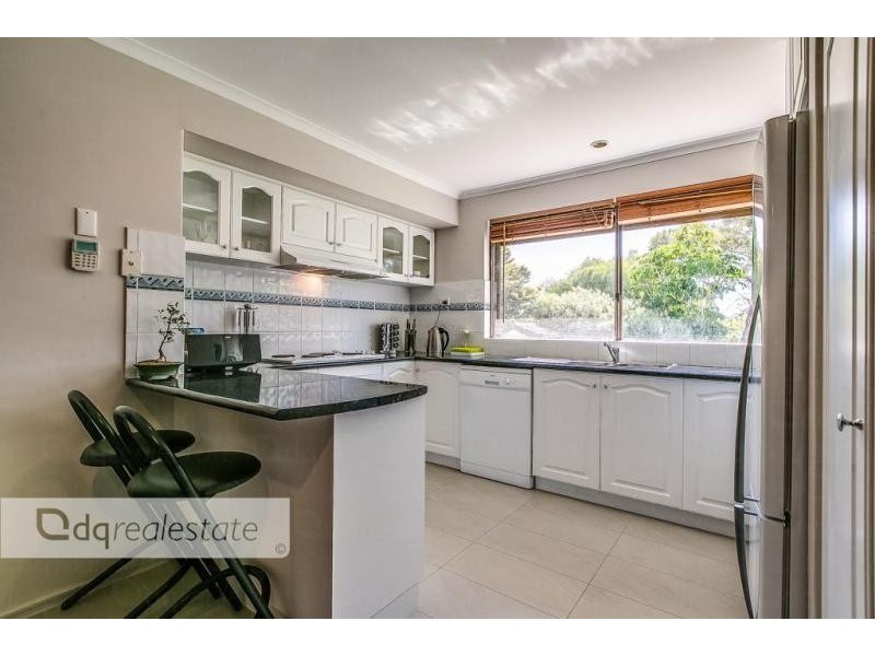 12 Radian Road, Beldon WA 6027