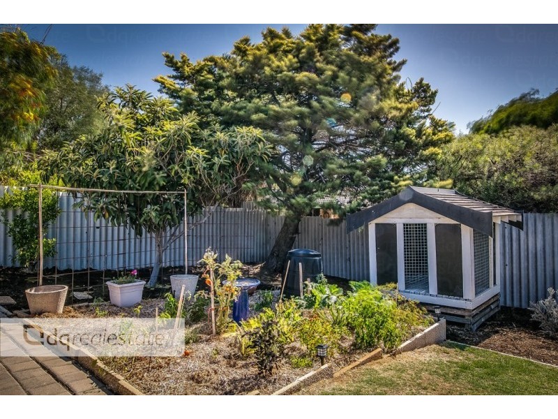 12 Radian Road, Beldon WA 6027