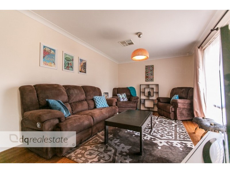 5 Elfa Court, Alexander Heights WA 6064