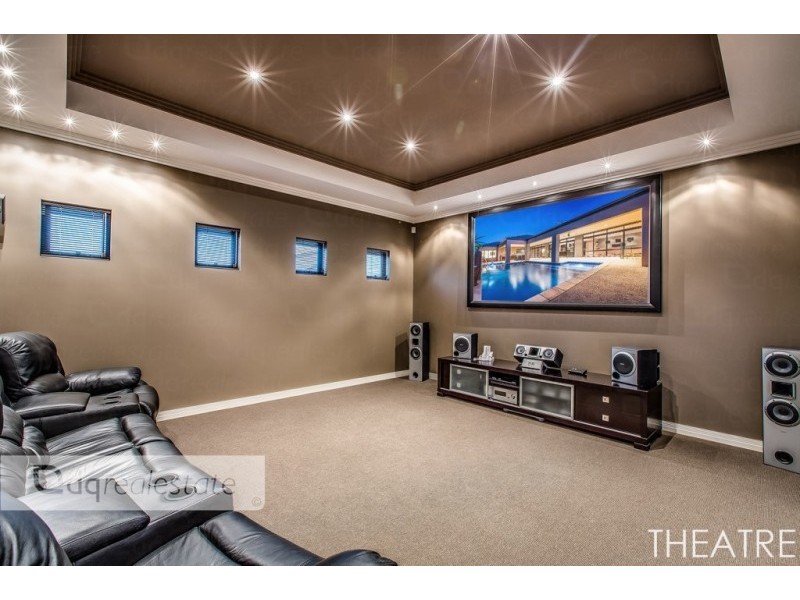 9 Beckett Circle, Darch WA 6065