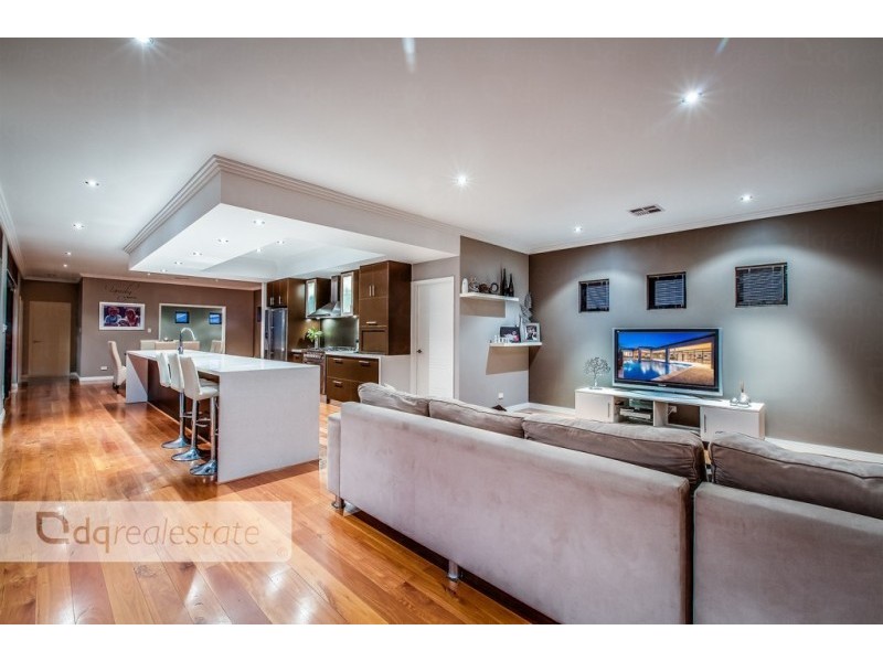 9 Beckett Circle, Darch WA 6065