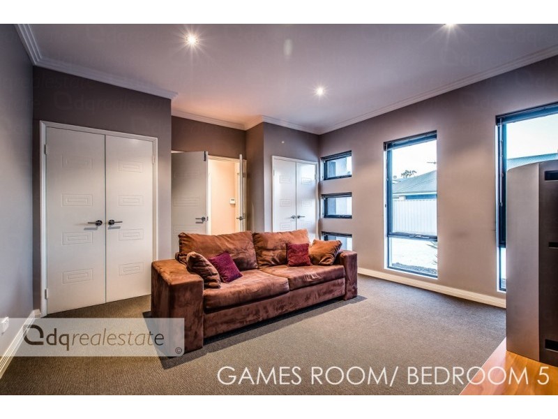 9 Beckett Circle, Darch WA 6065