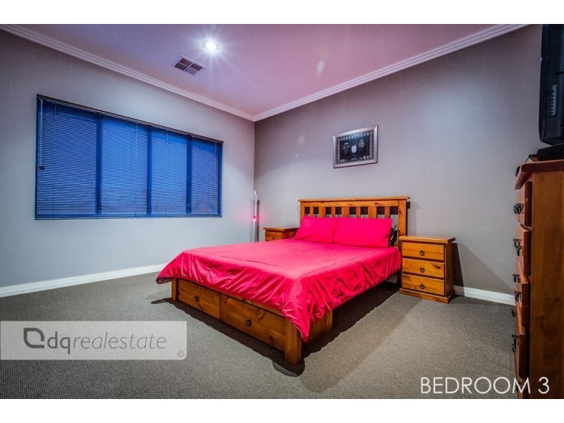 9 Beckett Circle, Darch WA 6065