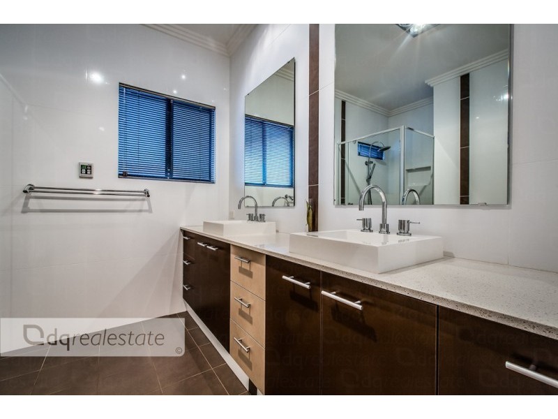 9 Beckett Circle, Darch WA 6065