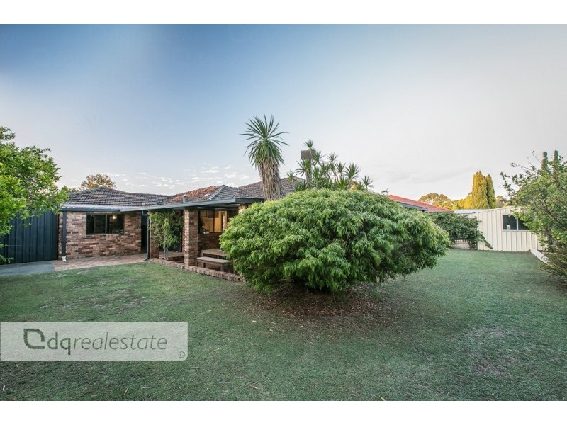 35 Comstock Way, Woodvale WA 6026