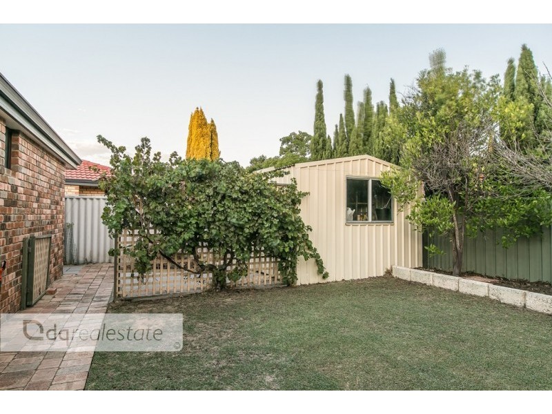 35 Comstock Way, Woodvale WA 6026