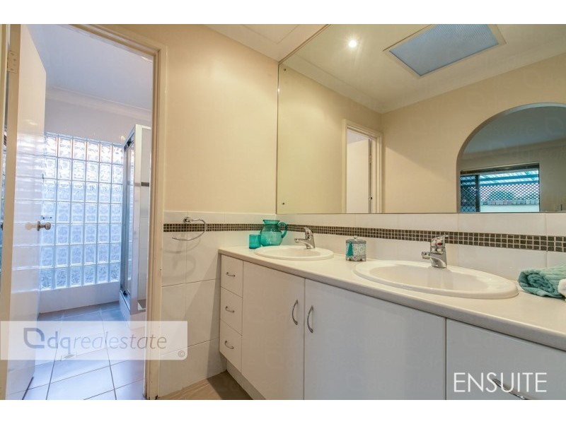 35 Comstock Way, Woodvale WA 6026