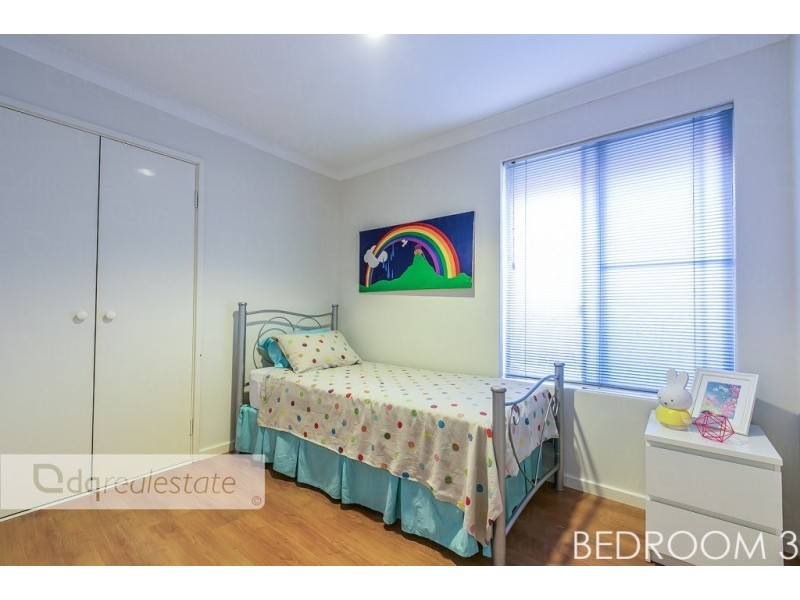 35 Comstock Way, Woodvale WA 6026