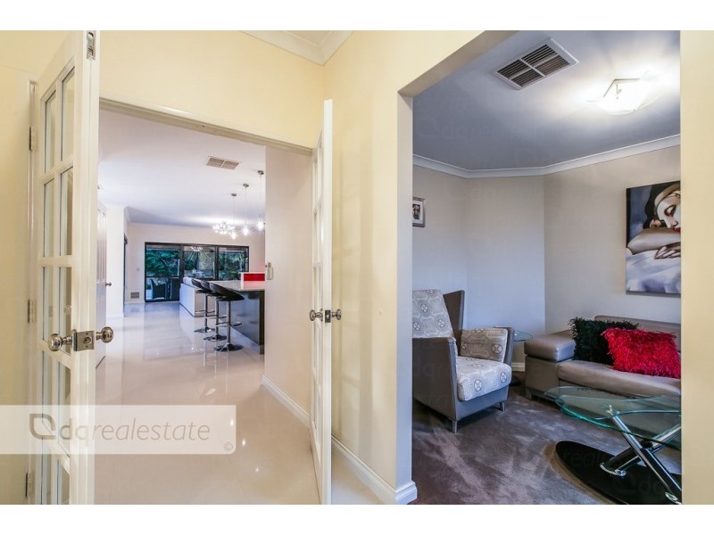 8 Malurus Turn, Tapping WA 6065