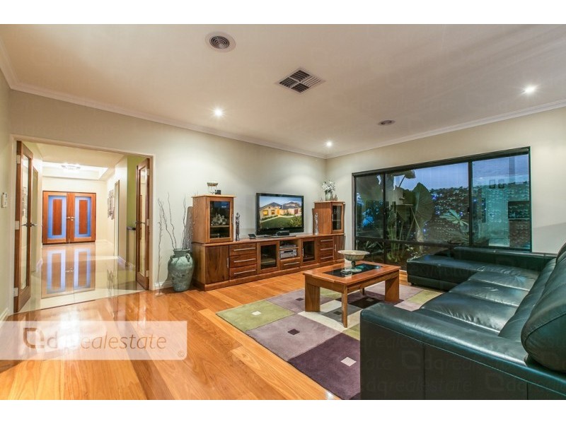 19 Bolton Way, Darch WA 6065