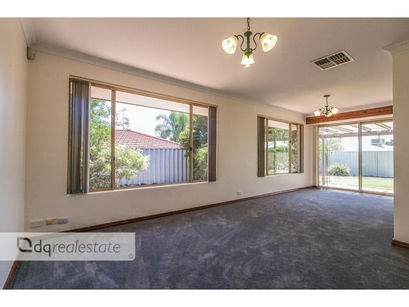 26 Bindoo Rise, Woodvale WA 6026