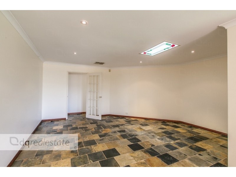 26 Bindoo Rise, Woodvale WA 6026