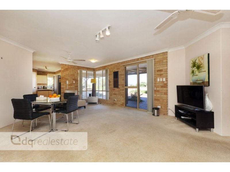 2 Fleetwood Circuit, Woodvale WA 6026