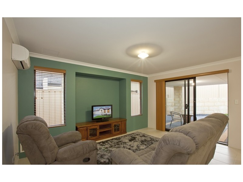 60B Moscow Retreat, Hocking WA 6065