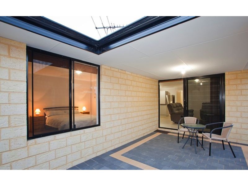 60B Moscow Retreat, Hocking WA 6065