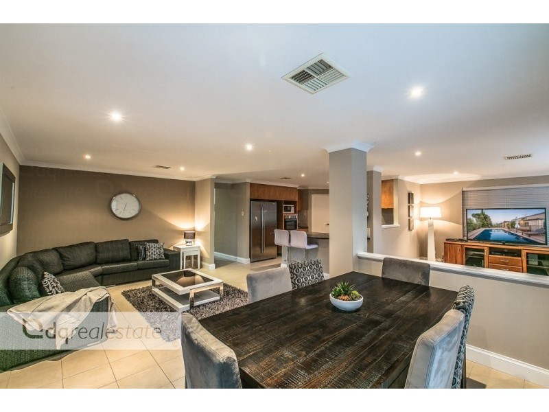 24 Sarus Rise, Gwelup WA 6018