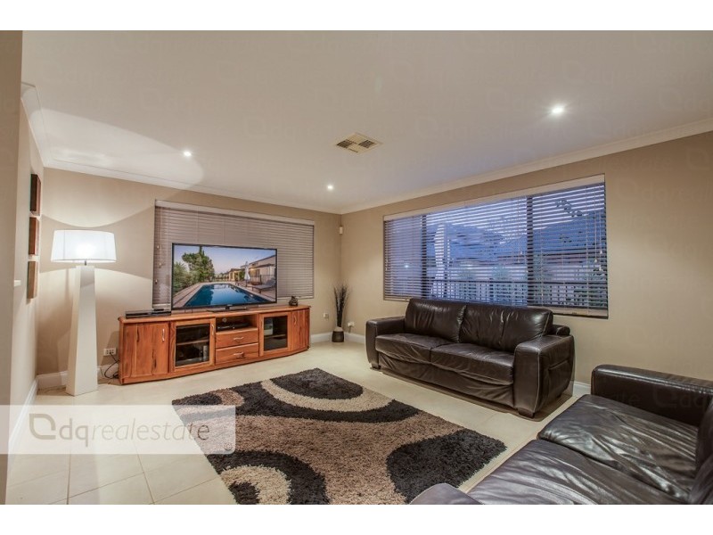 24 Sarus Rise, Gwelup WA 6018
