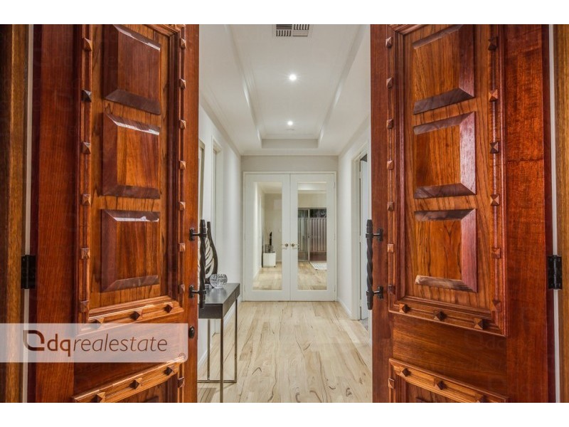 9 Westbury Lane, Madeley WA 6065