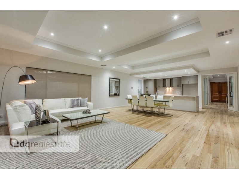 9 Westbury Lane, Madeley WA 6065