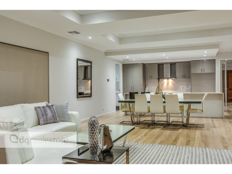 9 Westbury Lane, Madeley WA 6065