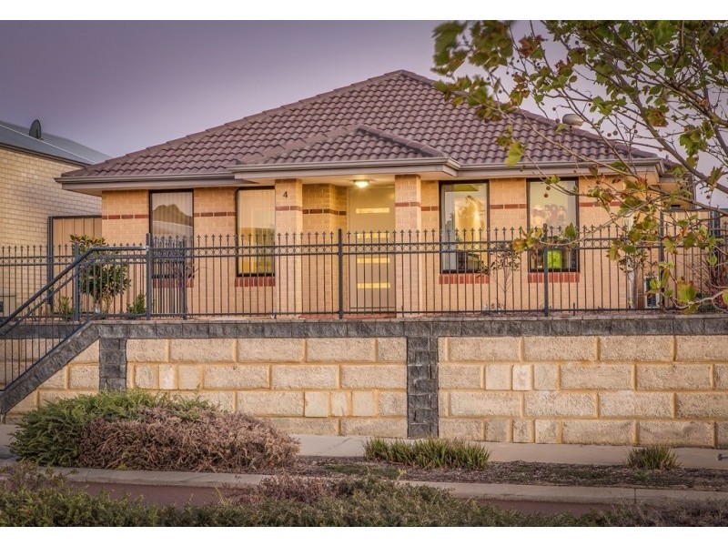 4 Atra Avenue, Tapping WA 6065