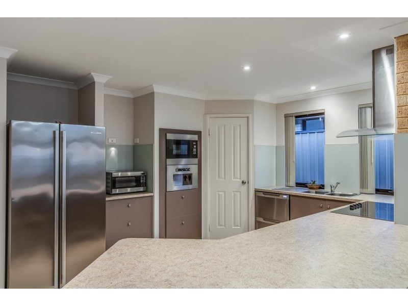 4 Atra Avenue, Tapping WA 6065