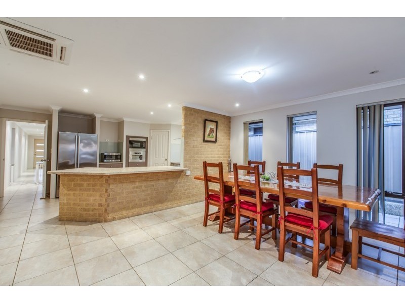 4 Atra Avenue, Tapping WA 6065