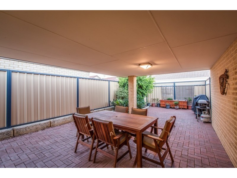 4 Atra Avenue, Tapping WA 6065