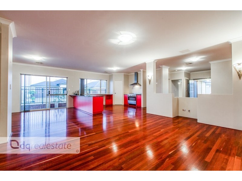 43 Tissington Drive, Darch WA 6065