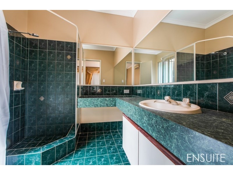 6 Chase Court, Woodvale WA 6026