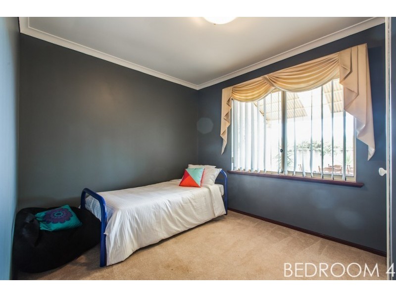 6 Chase Court, Woodvale WA 6026