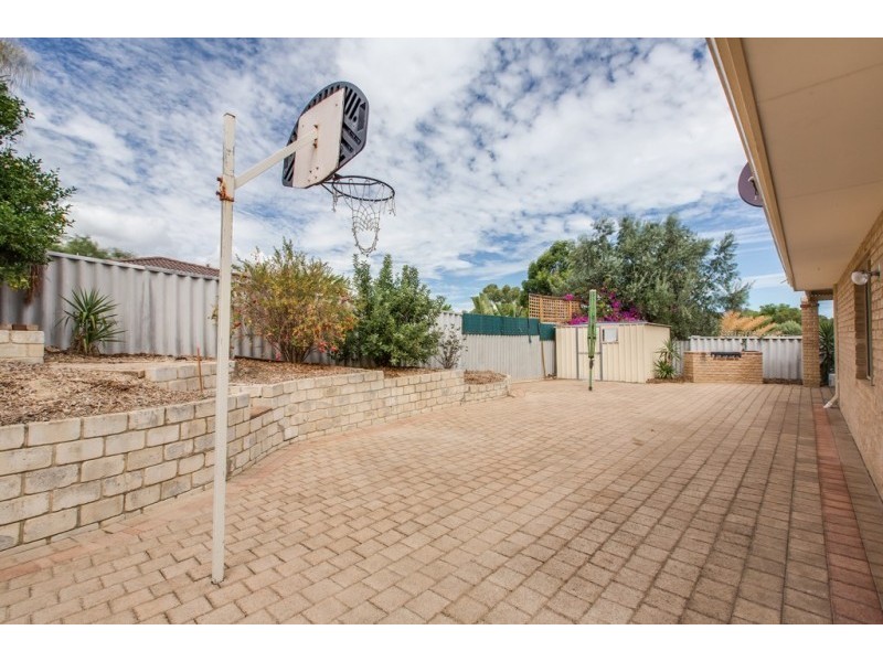 6 Chase Court, Woodvale WA 6026