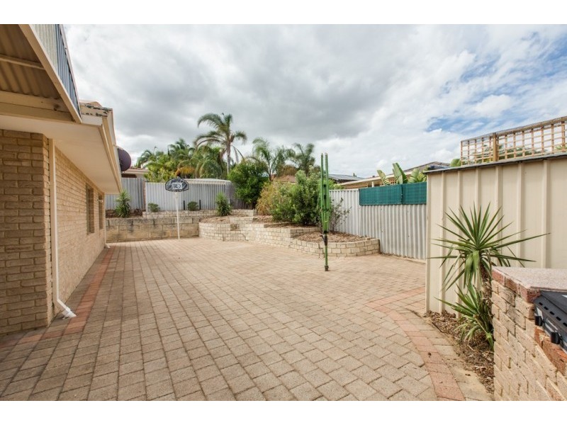 6 Chase Court, Woodvale WA 6026