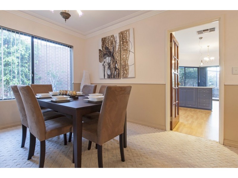 4 Roslin Road, Wanneroo WA 6065