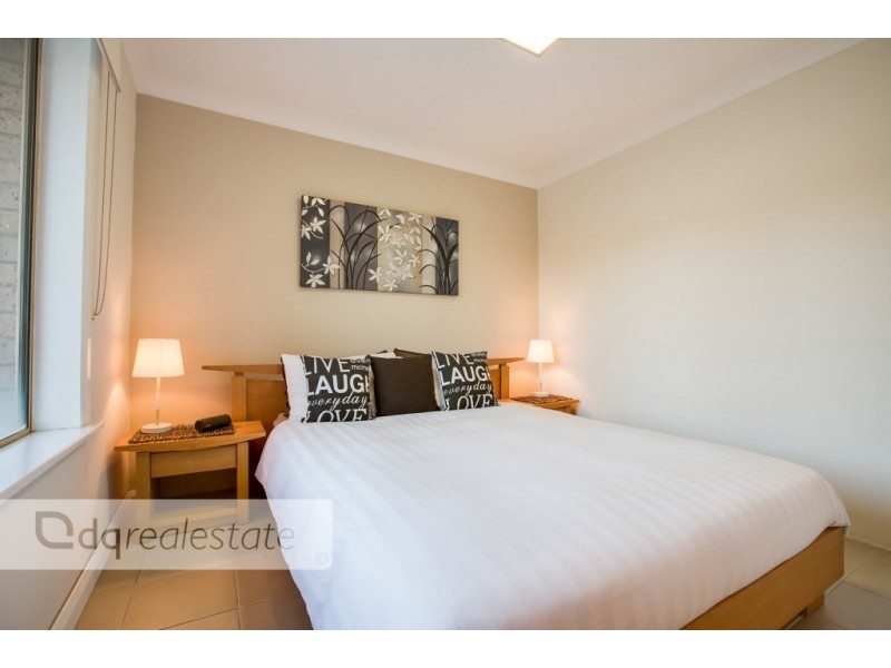 74 Littleham Loop, Quinns Rocks WA 6030