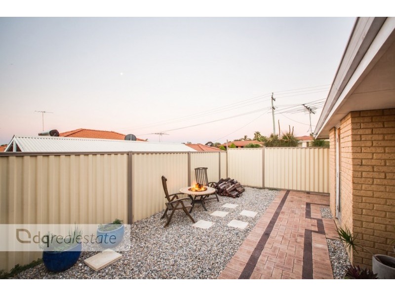 74 Littleham Loop, Quinns Rocks WA 6030
