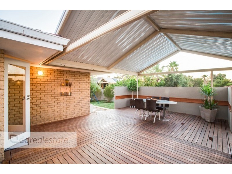 74 Littleham Loop, Quinns Rocks WA 6030