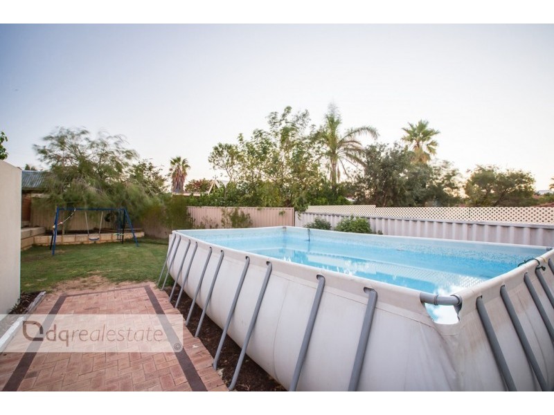 74 Littleham Loop, Quinns Rocks WA 6030