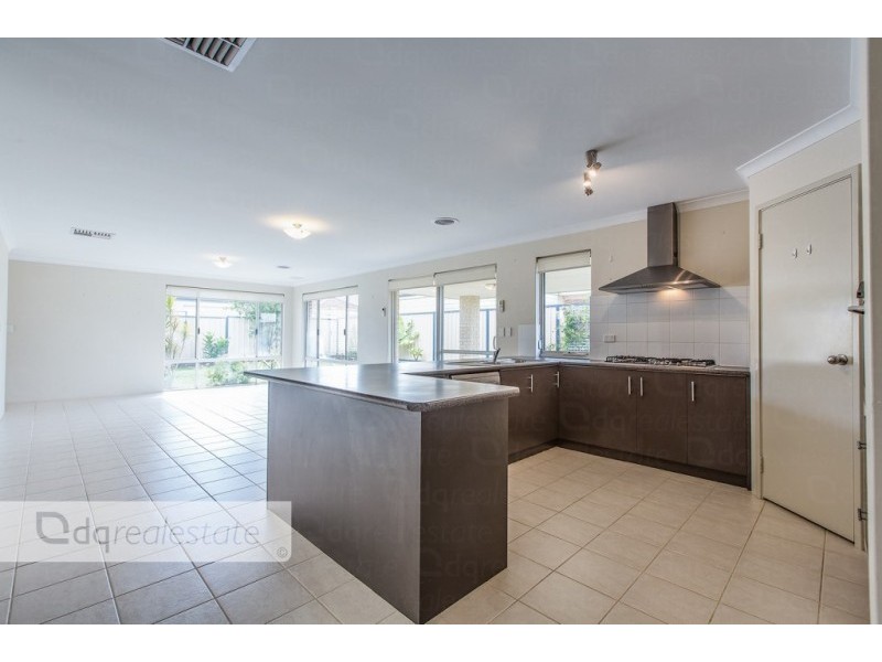 17 Jaeger Bend, Tapping WA 6065