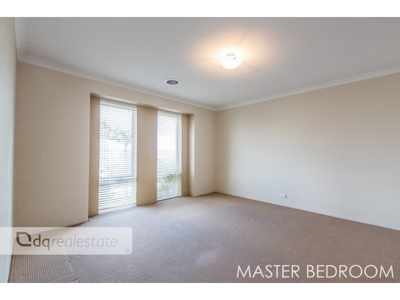 17 Jaeger Bend, Tapping WA 6065